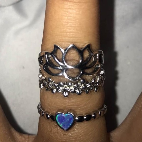 Lot of Rings - Picture 4 of 5